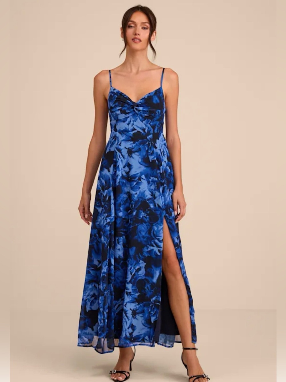 Lulus beautiful soul Blue Floral maxi dress